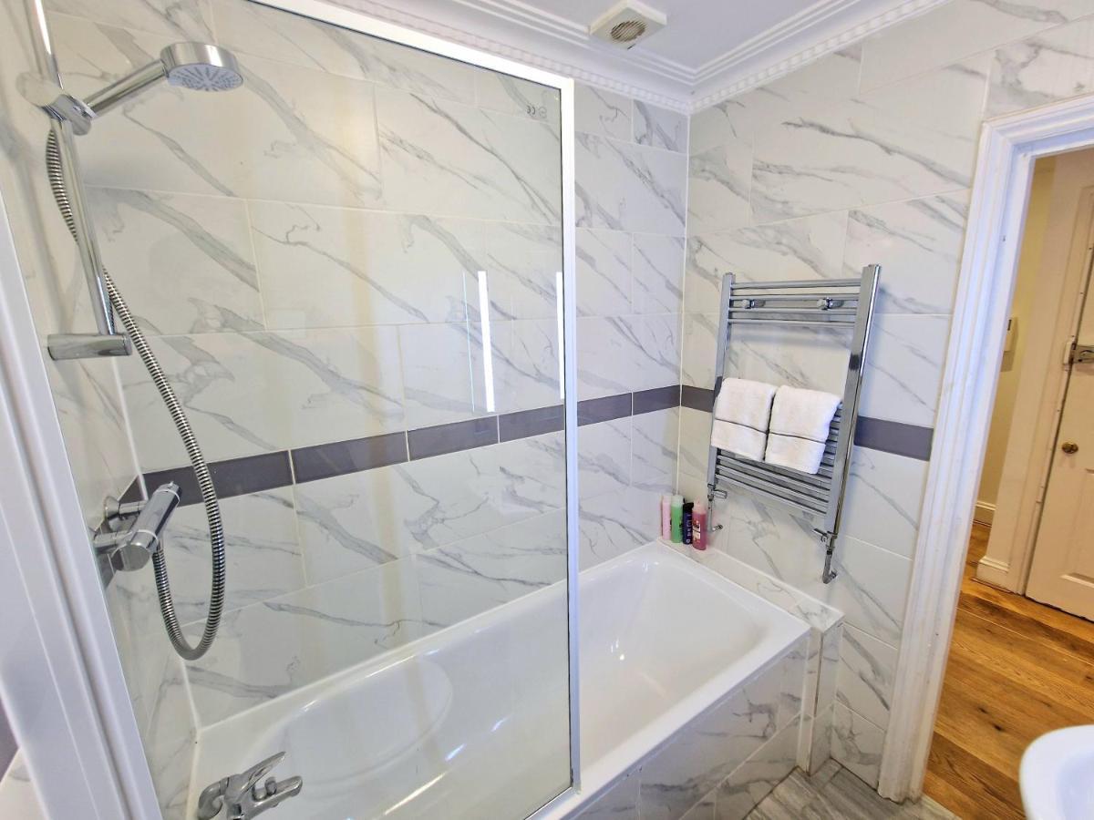 Cosy Home In Kensington - Great Location! 3 Minutes Walk To Earl'S Court Station London Exterior photo